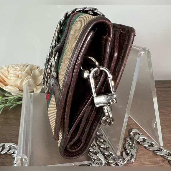 GUCCI Wallet on Chain w/box - Picture 6 of 17
